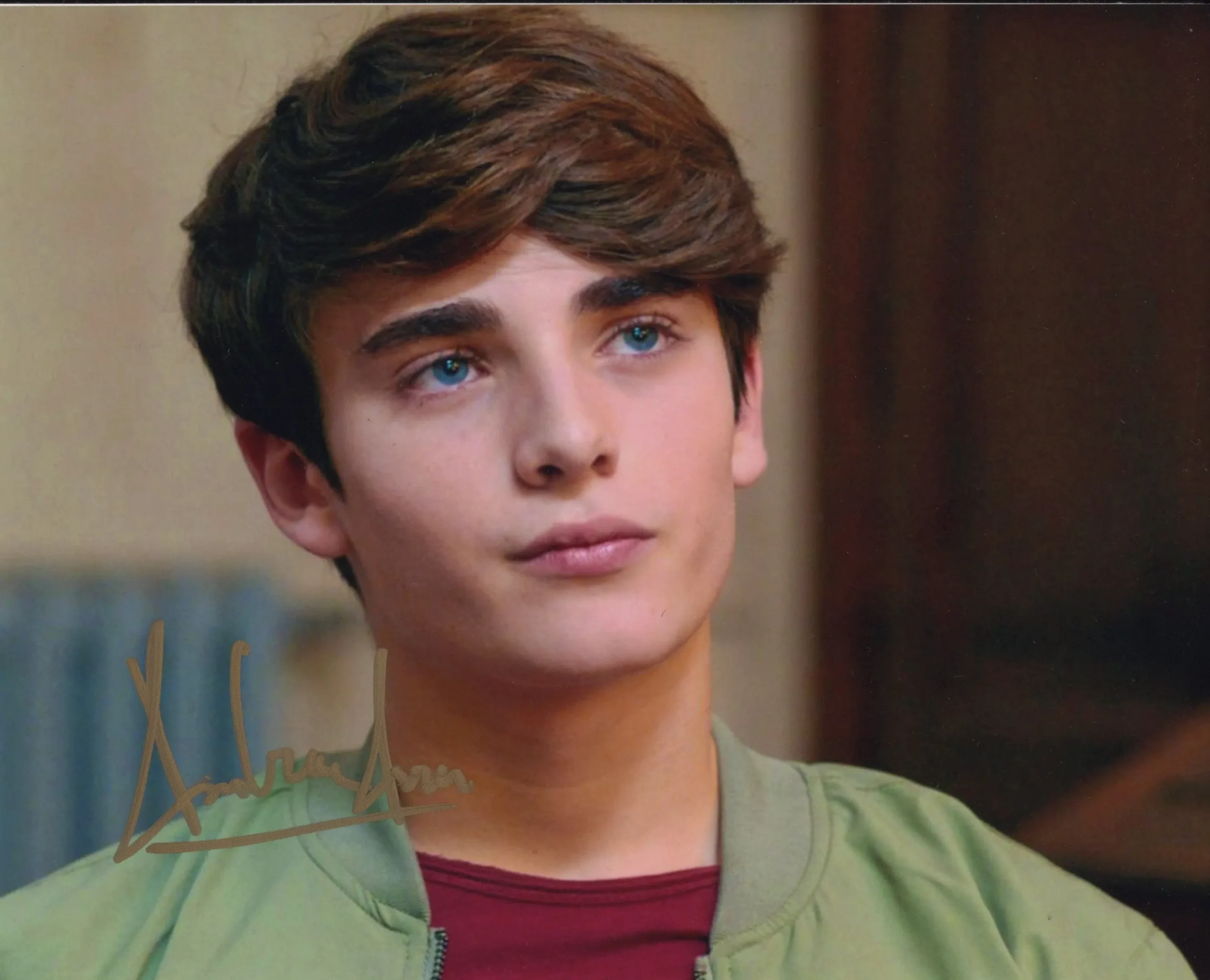 Andrea Arru – Signed Photo – Il ragazzo dai pantaloni rosa –  SignedForCharity