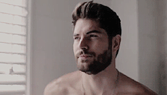tumblr_orwrosL7IQ1v8b0vjo1_r1_250.gif