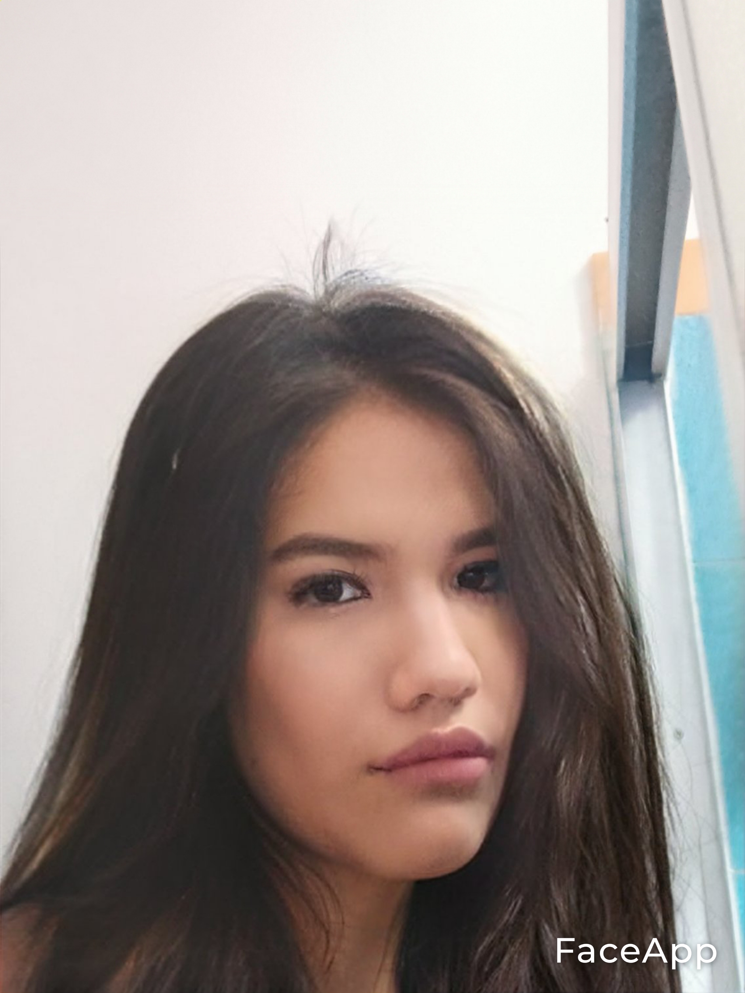 3304682_FaceApp_1667156783632.jpg