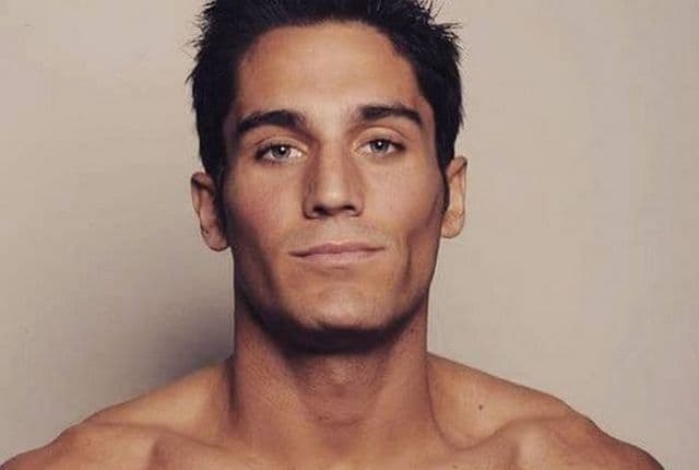 Privukao pažnju u spotu 'Švaler', a evo čime se sve bavi – Tračara