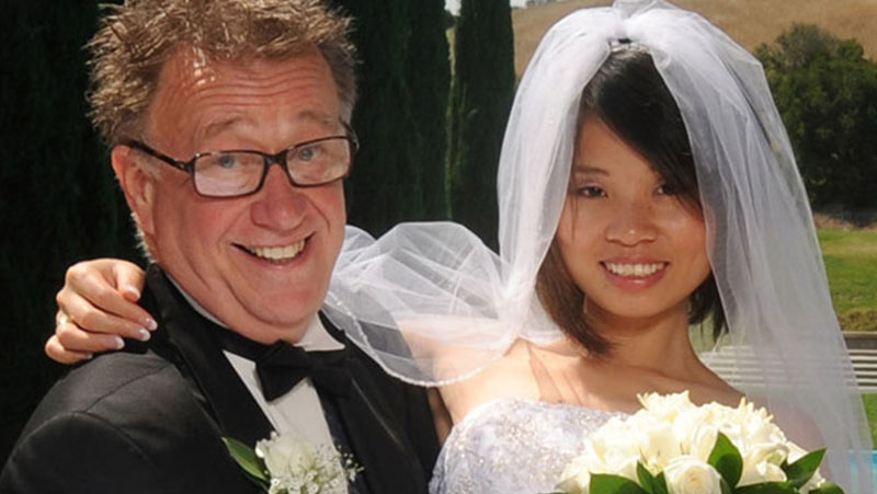 old-man-and-young-thai-woman-1.jpg