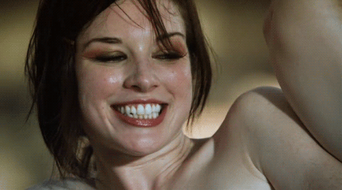 stoya-nin-mimikleri_541595.gif