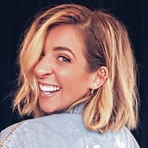 gabrielle-hanna-2.jpg