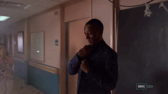 Anyone else think he was alive at first from the side? WARNING HUGE SEASON  4 SPOILER : r/breakingbad