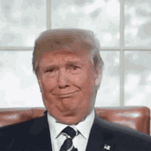 Trump Head GIFs | Tenor