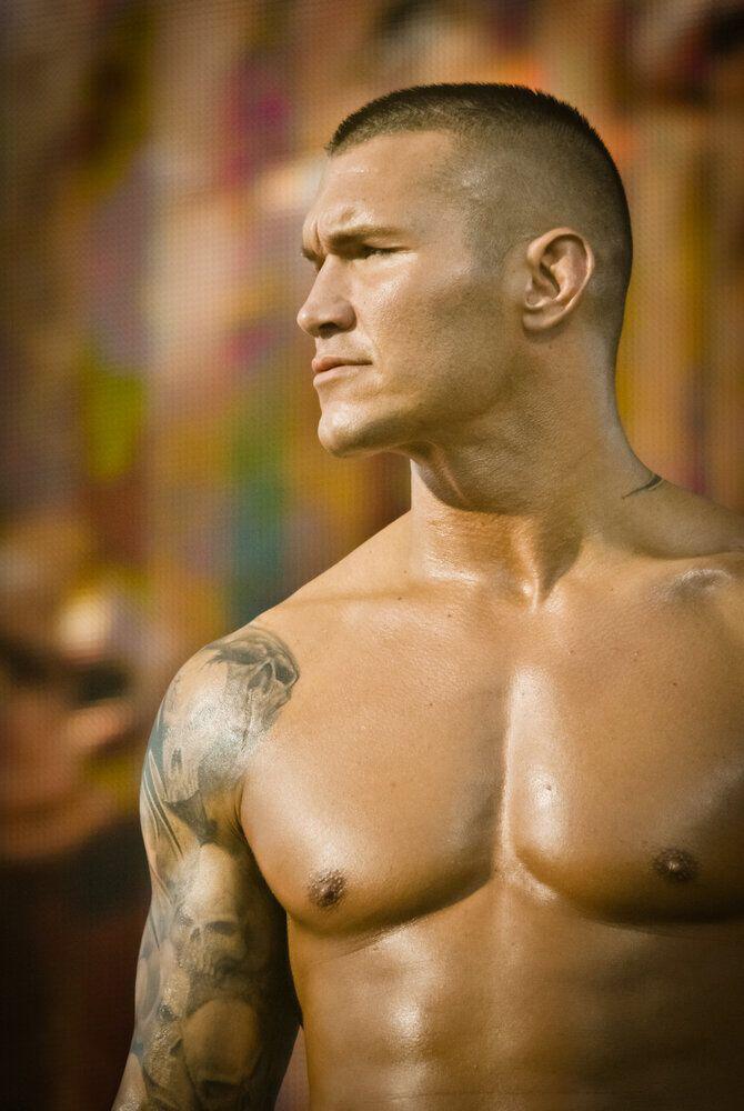 Randy Orton's side profile is unmoggable.Legit looks like a morph :  IncelsWithoutHate