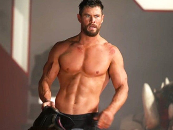 Chris Hemsworth Putting on More Bulk for Hulk Hogan Movie Than for 'Thor'
