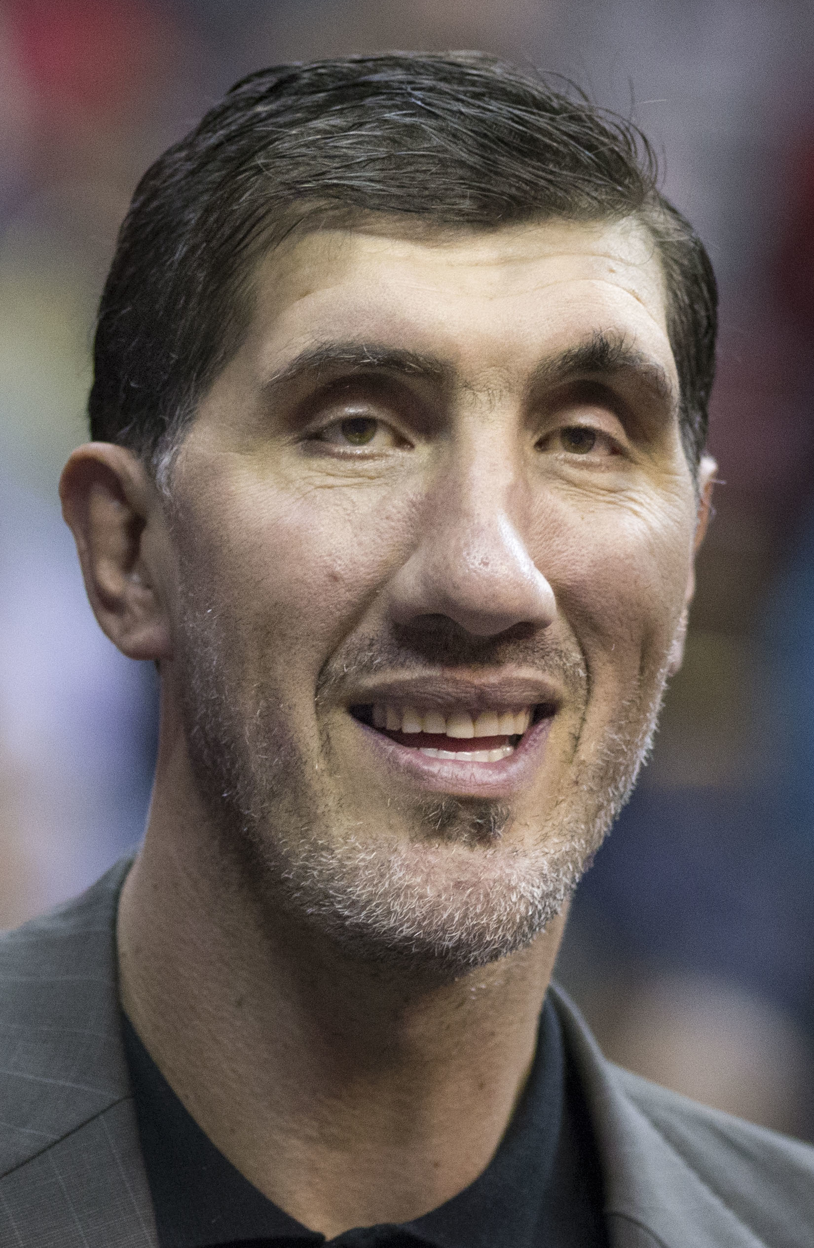 Gheorghe_Muresan_%2815833043052%29.jpg