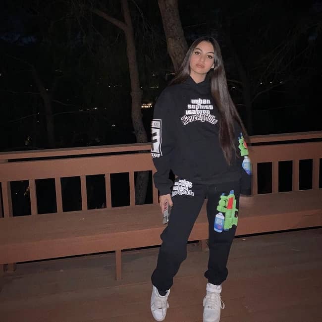 Nicole Sahebi - Bio, Age, Net Worth, Height, Single, Nationality, Body  Measurement, Career