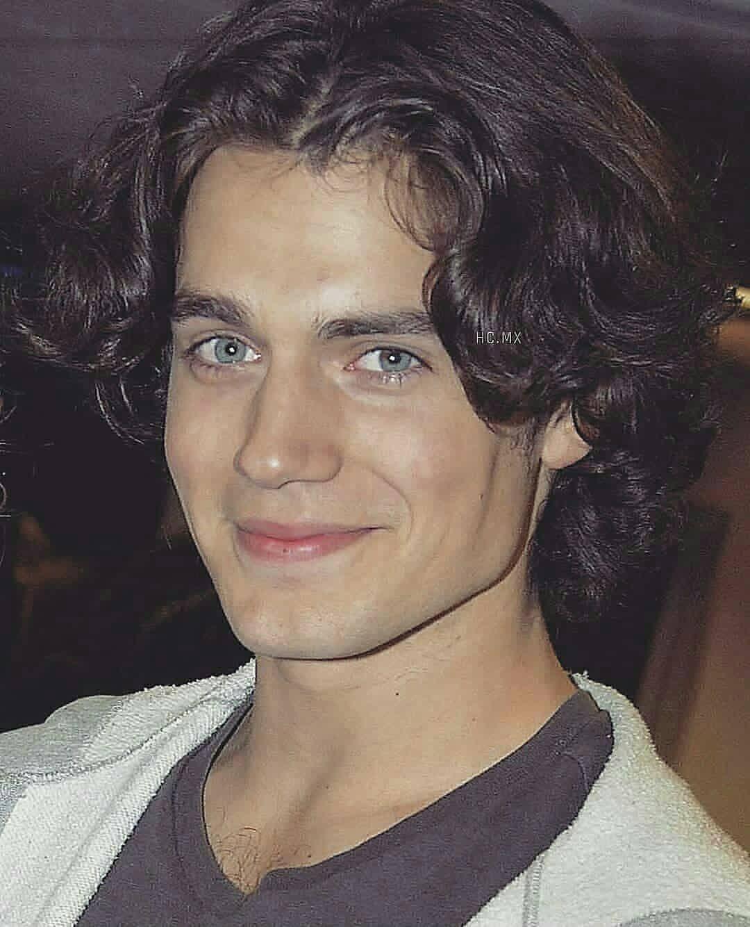 Young Henry Cavill in 2000.. : r/HenryCavill