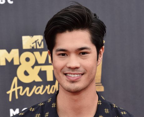 ross-butler-1581445133-view-0.jpg