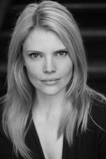 364full-nathalie-cox.jpg