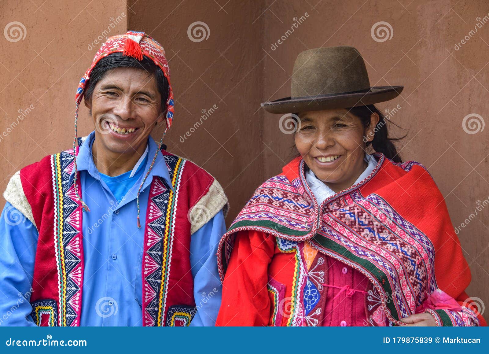 sacred-valley-cusco-peru-oct-indigenous-quechua-man-woman-yachaq-community-janac-chuquibamba-179875839.jpg