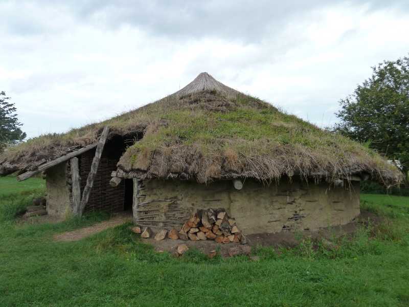 bronze-house.jpg