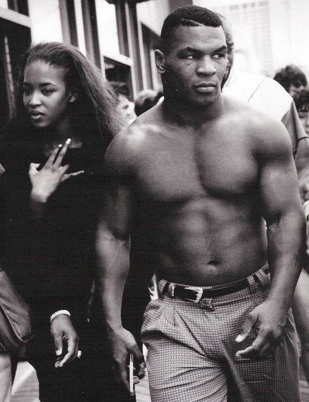naomi-campbell-dating-mike-tyson.jpg