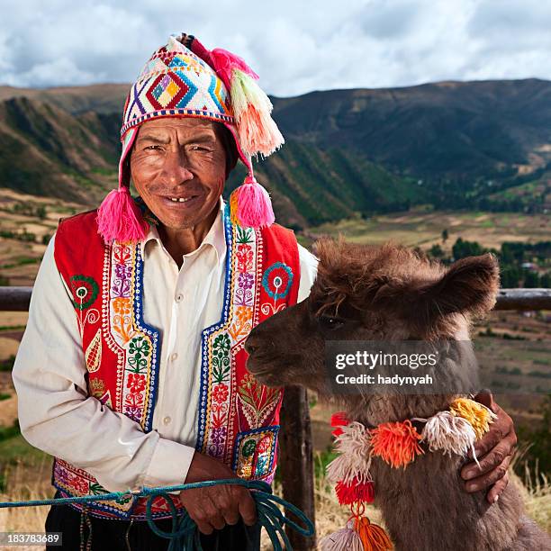 retrato-de-hombre-peruana-cerca-de-pisac-sagrado-valley-per%C3%BA.jpg