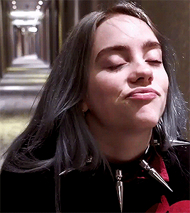 תוצאת תמונה עבור billie eilish sexy gif