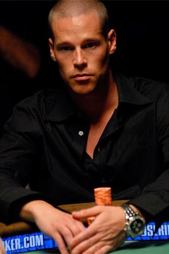 patrik-antonius-76c1c6c1-fc3f-4cfb-b234-2b608b4a300-resize-750.jpg