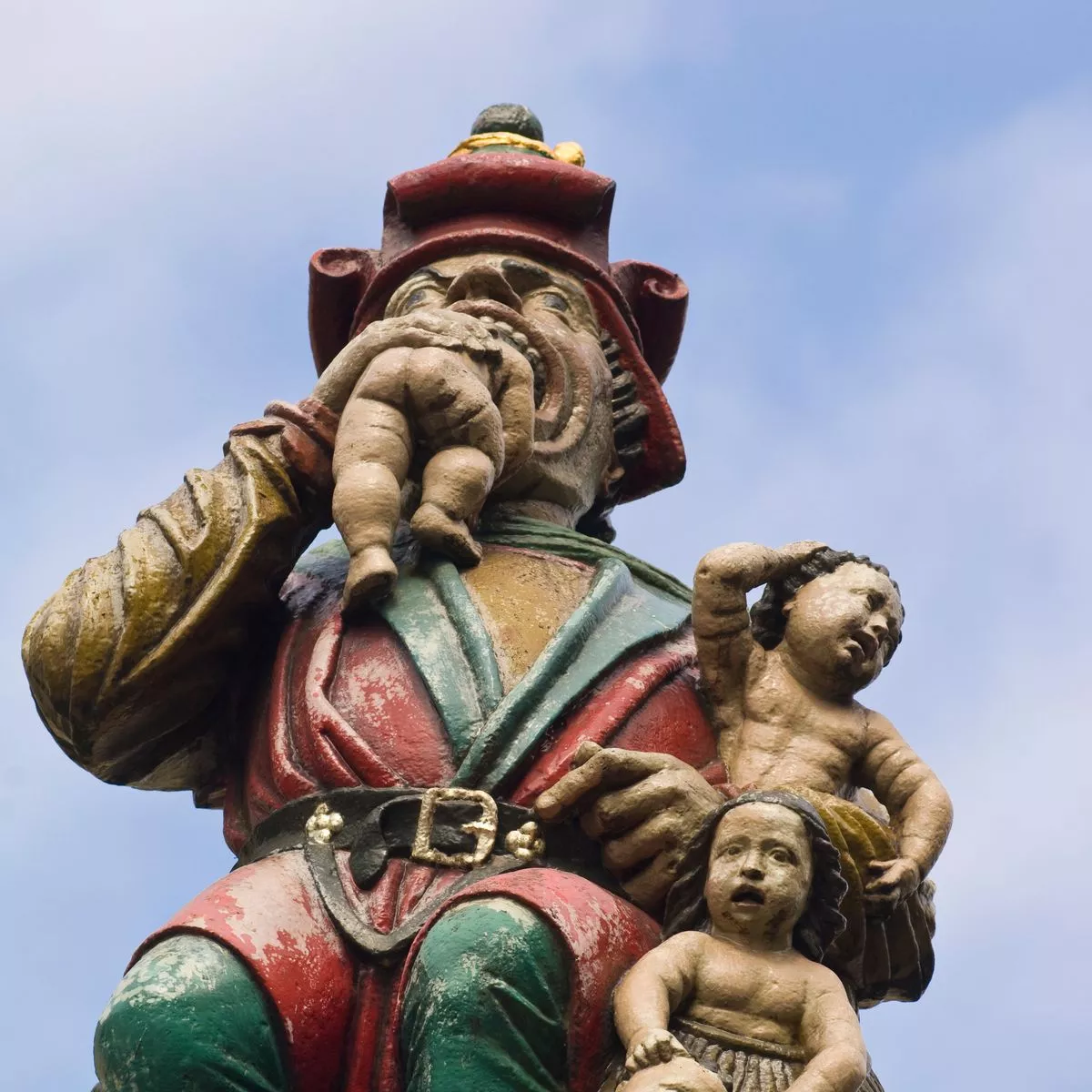 0_Child-eating-ogre-statue.jpg