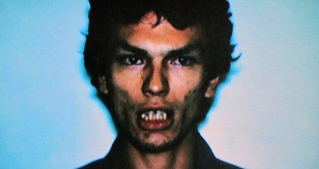 richard-ramirez-mugshot.jpg