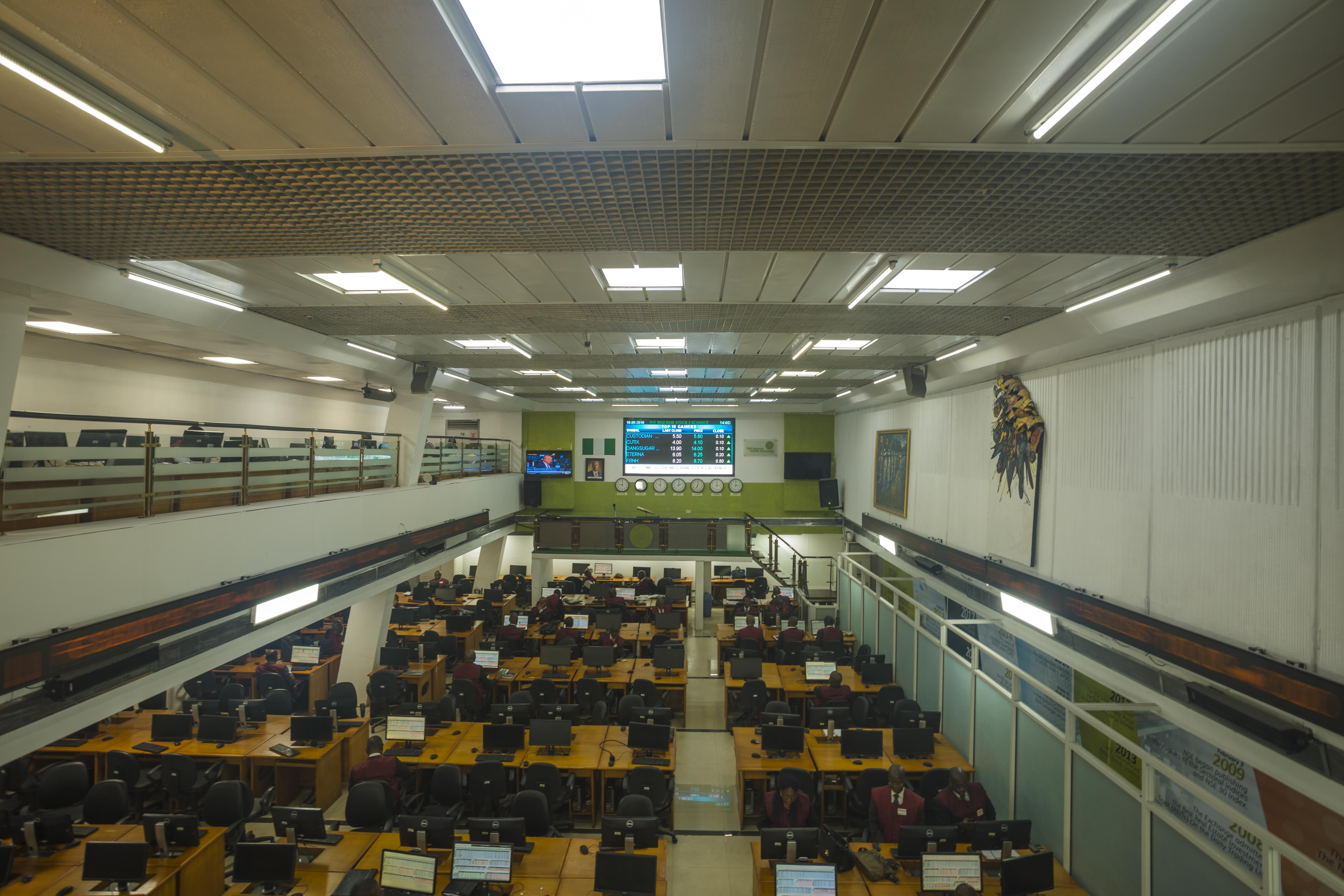 Stock-exchange-trading-floor.jpg