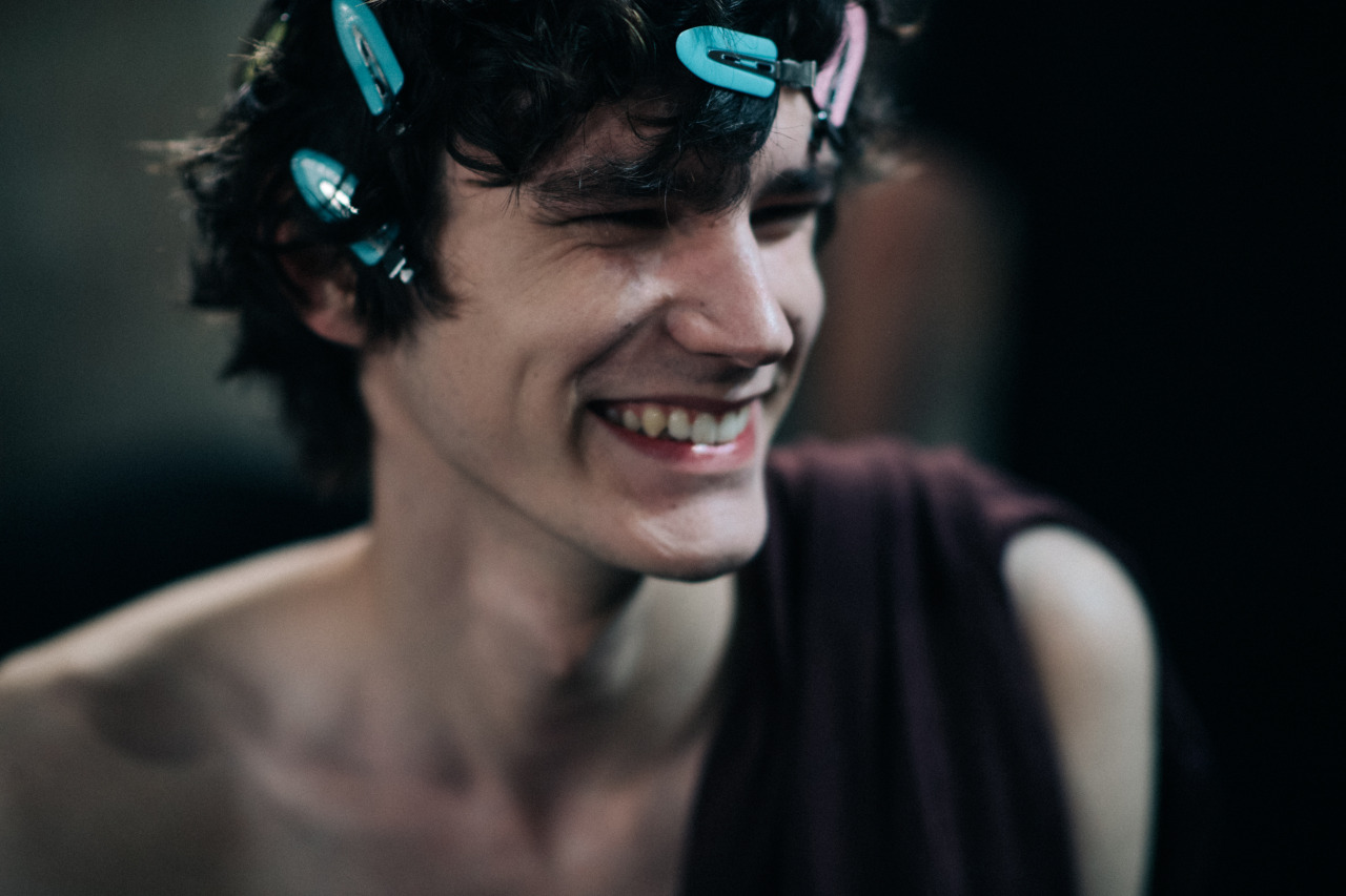 tumblr_o90a6vtWeL1qa12r0o1_1280.jpg