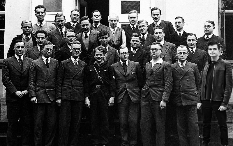 2195118_Nazi_G_1.jpg