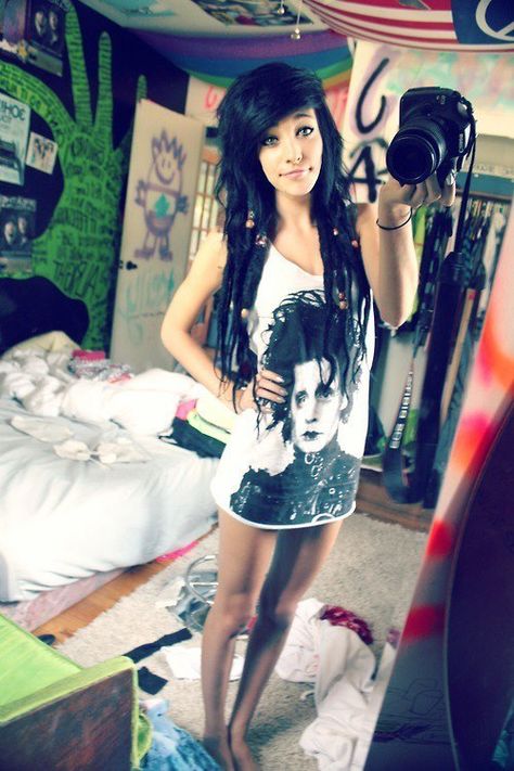 5da96ada3fd9a9ace36fb59e734d71db--emo-scene-scene-girls.jpg