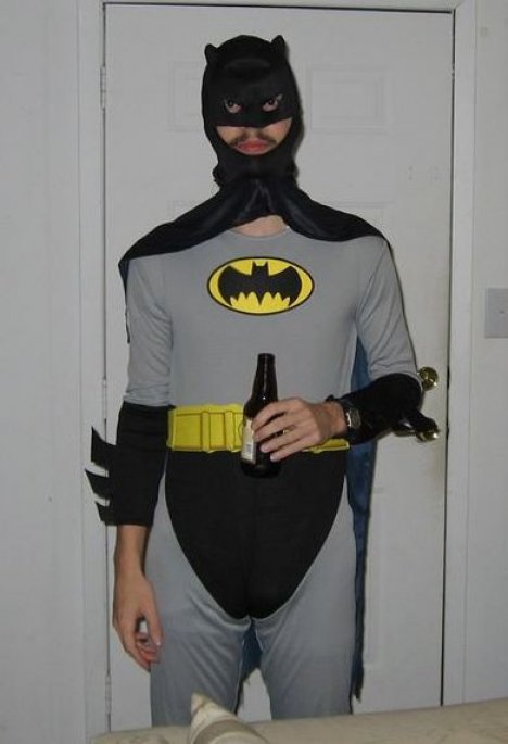 Cosplay-Fails-batman.jpg