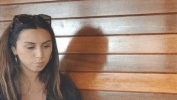 xJaNiuf0wXzF.gif