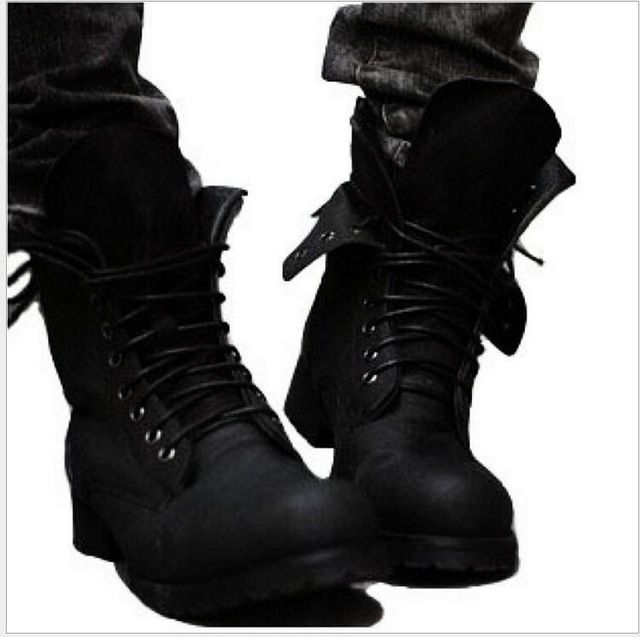 wholesale-brand-two-colors-retro-combat-boots.jpg