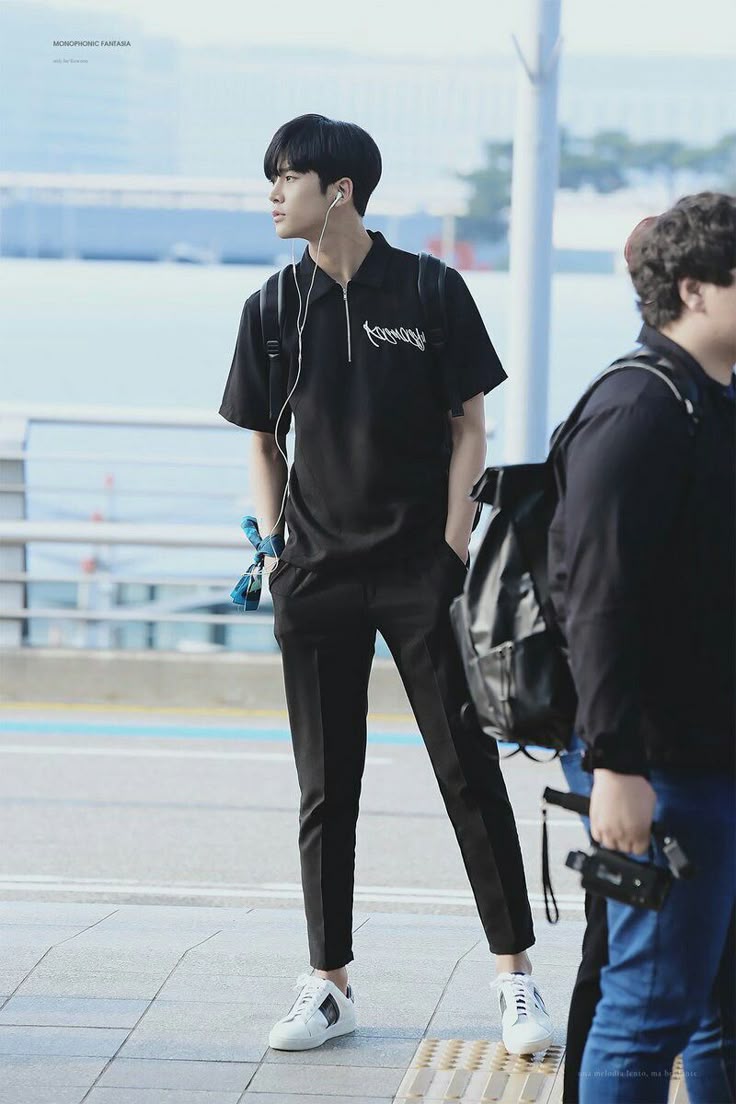 Here Are The Tallest Male Idols Of 30+ Boy Groups