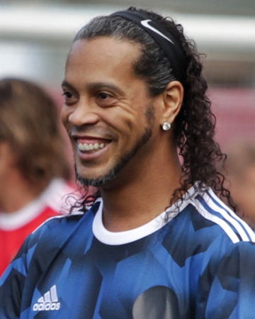 ronaldinho-medium.jpg