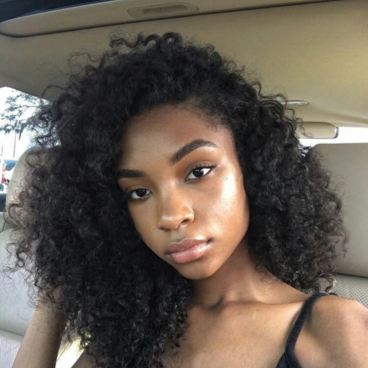 ✨ Go follow @blackgirlsvault for more celebration of Black Beauty,  Excellence and Culture♥️✊