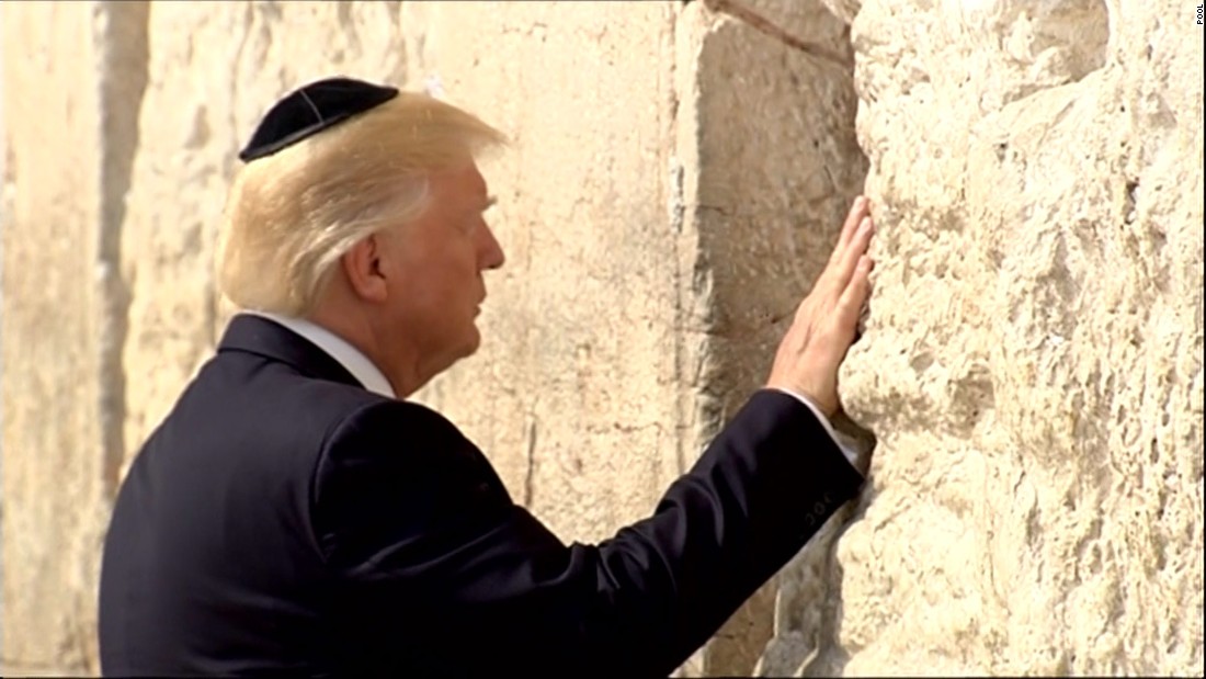 Trump makes historic visit to Western Wall - CNNPolitics