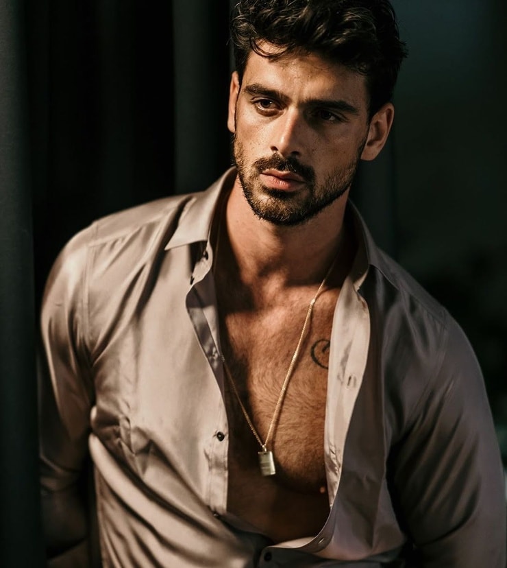 740full-michele-morrone.jpg