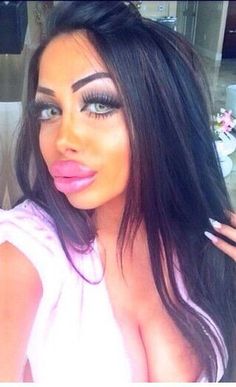 303c0234cdb949a722c394eadb4952bc--fake-lips-big-lips.jpg