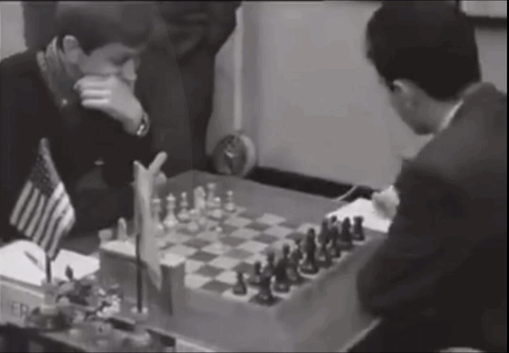 n9yplmvj81q61.gif