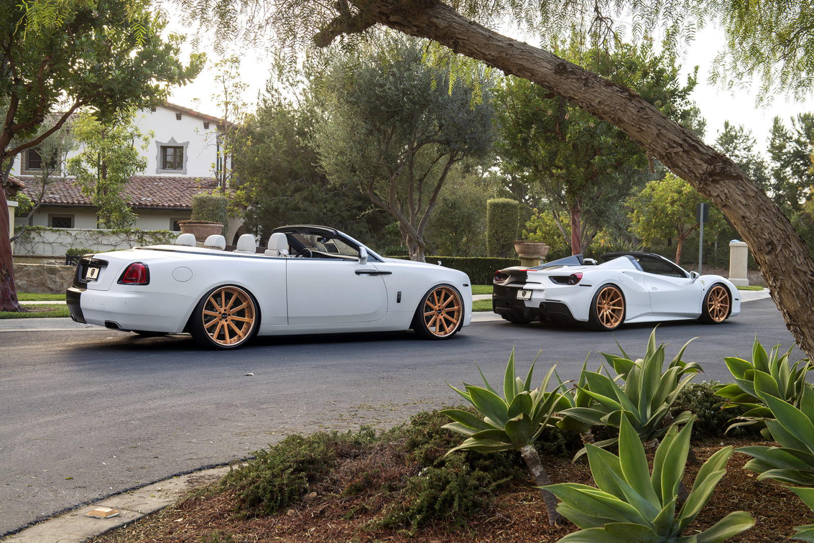 ROLLS ROYCE DAWN & FERRARI 488 – Giovanna Luxury Wheels