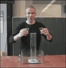 tenor.gif