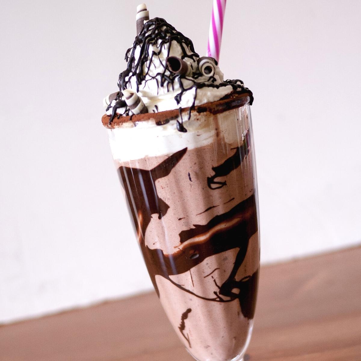 Chocolate-Milkshake-Recipe2.jpg