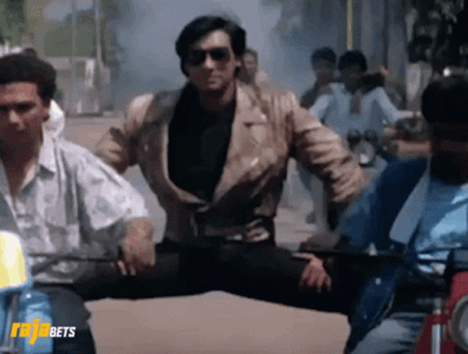 indian-movie-bollywood-motorcycle-stunt-zrs8tqws2i5t0bs2.gif