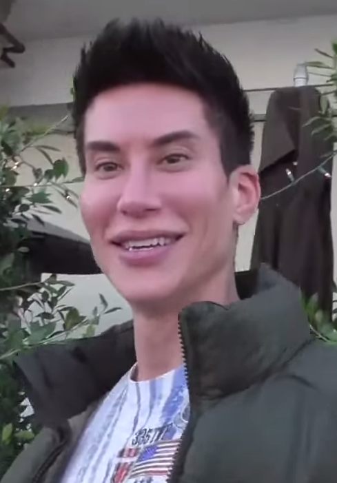 Justin_Jedlica_2016.png