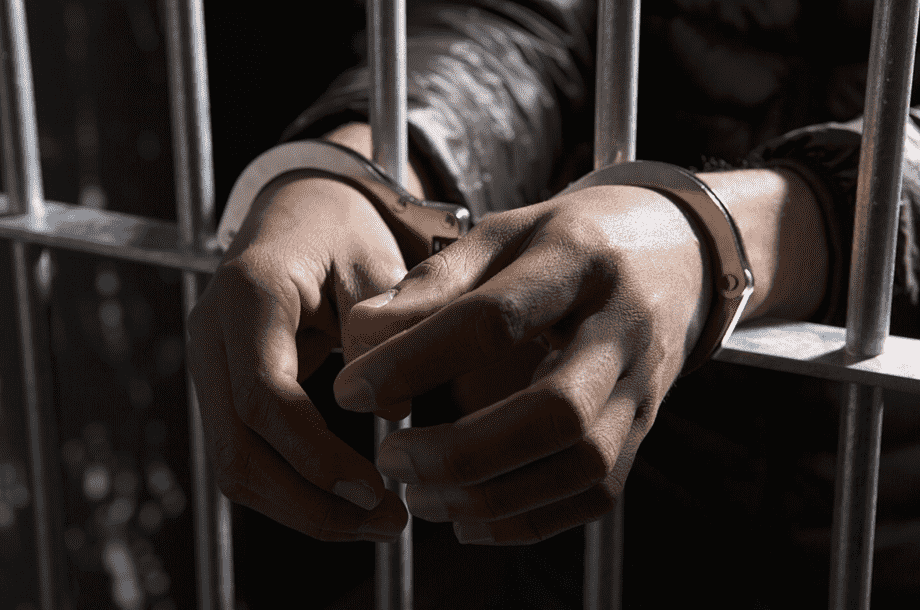 png-transparent-united-states-crime-prison-sentence-court-handcuffs-police-officer-hand-handcuffs.png