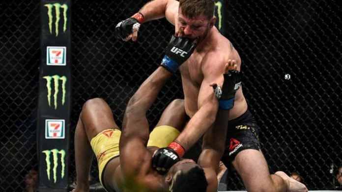 Stipe-Miocic-Francis-Ngannou-696x392.jpg