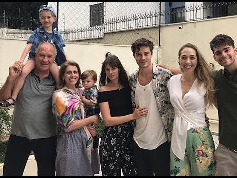Francisco Lachowski with his family in Brazil (December/2017) - YouTube