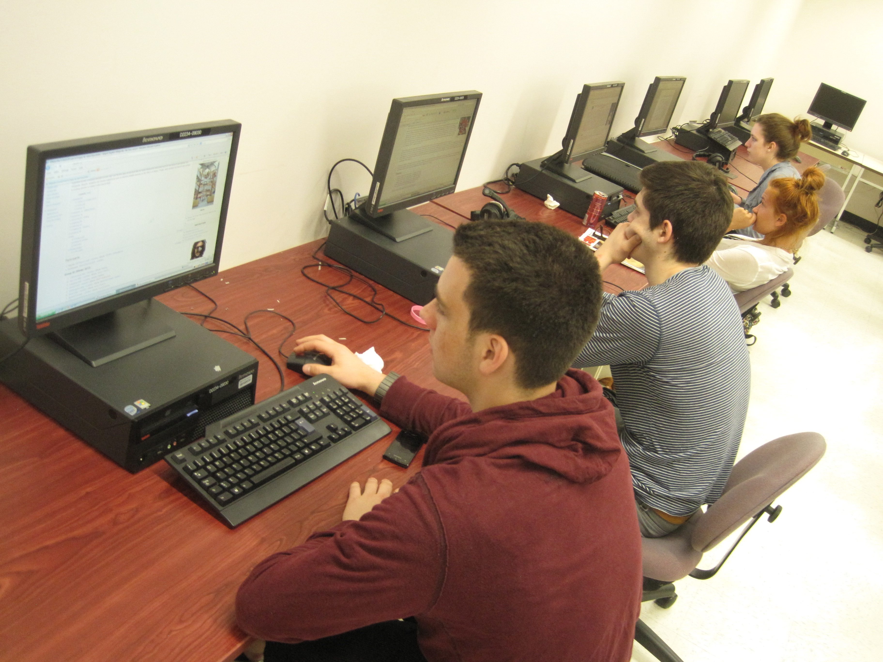 Work_in_the_computer_lab.JPG