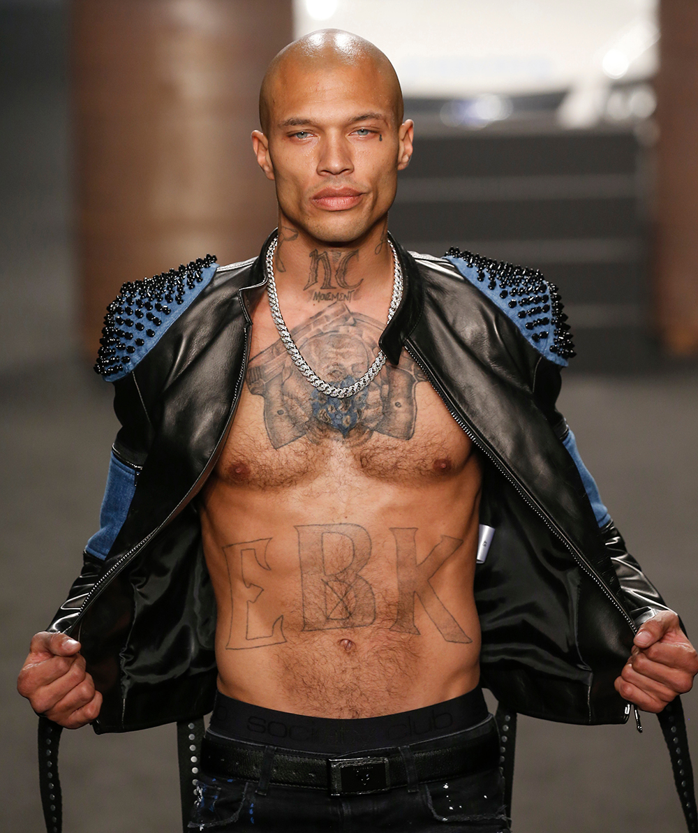 Jeremy Meeks: Pics – Hollywood Life