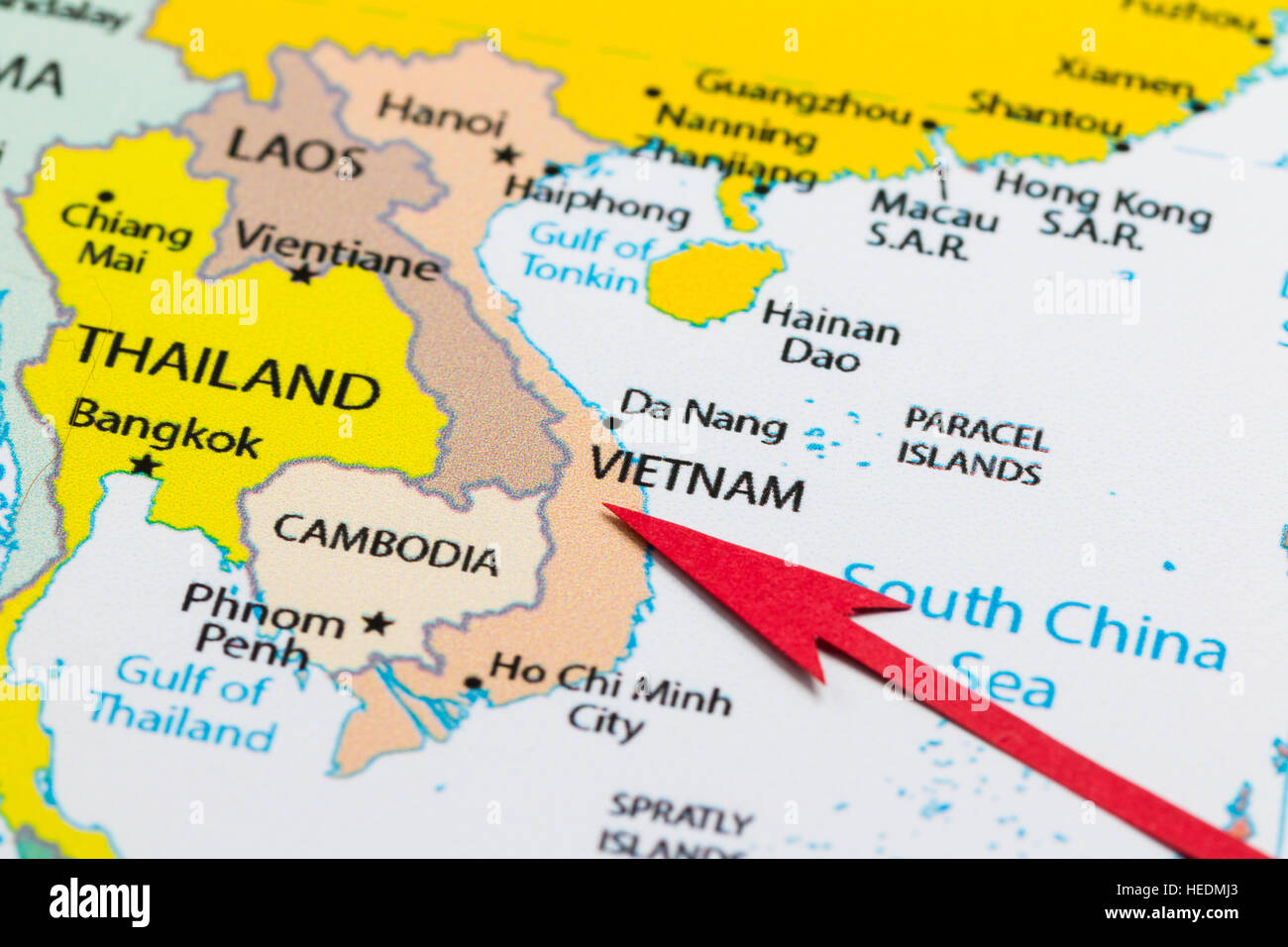 red-arrow-pointing-vietnam-on-the-map-of-asia-continent-HEDMJ3.jpg