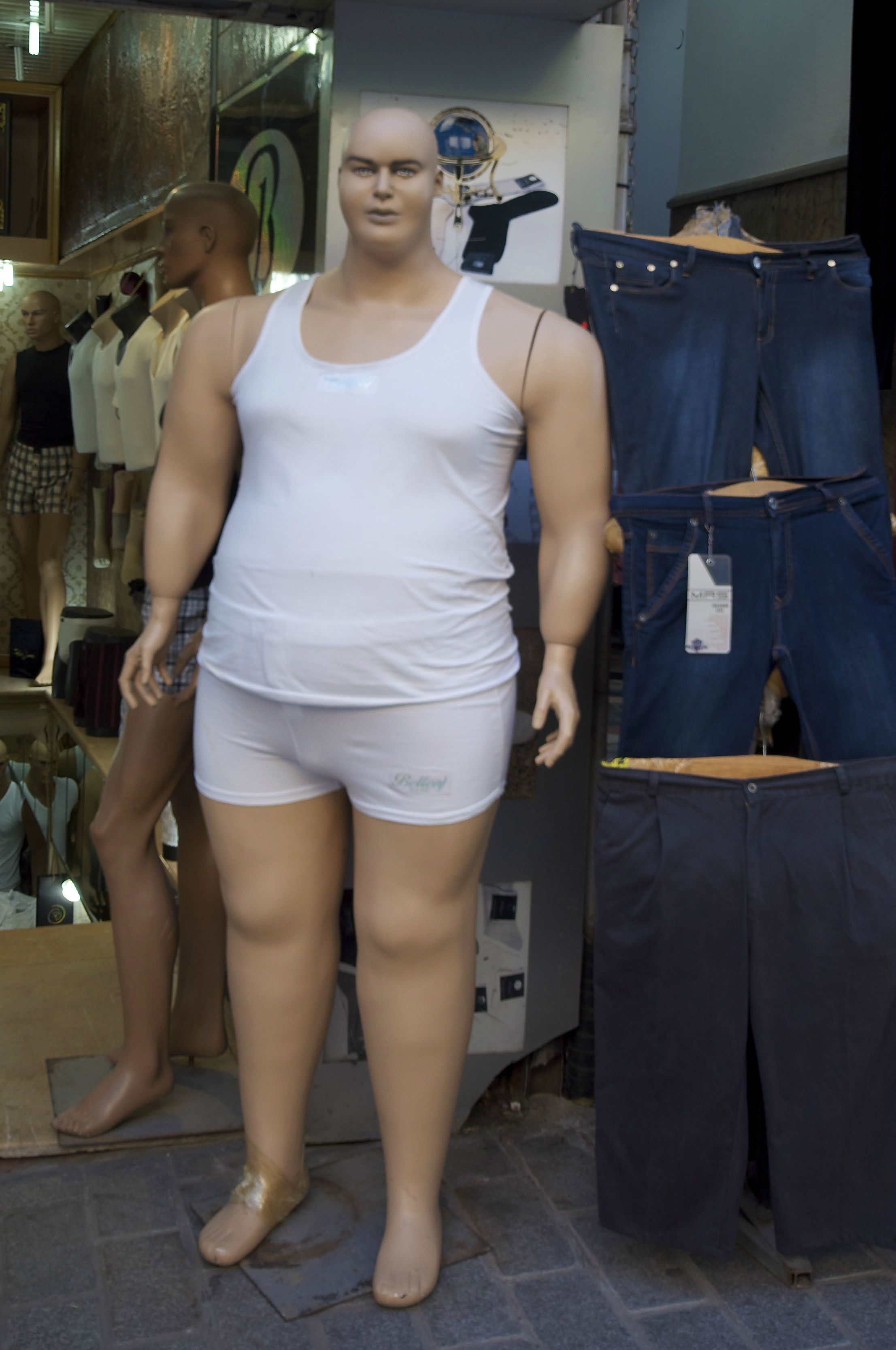 tiny-head-on-a-big-body.jpg